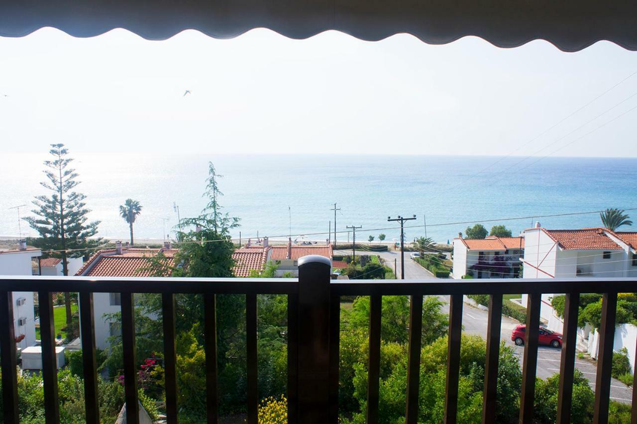 Possidi Aigaiopelagitika 2-Floor Beach House Kalandra Exterior foto